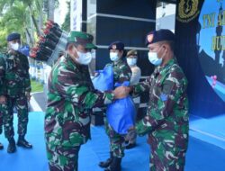 Prajurit Koarmada I Terima Paket Sembako Kerjasama TNI AL dengan Mitra Bank Pemerintah
