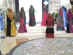 Koleksi Karya Dua Desainer Najua Yanti dan Chaera Lee Turut Meriahkan Bekasi Sharia Festival 2022