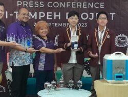 Dua Siswa BINUS SCHOOL Simprug Kenalkan Produk Inovatif ‘Mesin Portabel Pembuat Tempe’