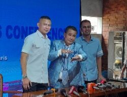 Hotman Paris Dampingi Raffi Ahmad Klarifikasi Soal Dugaan Pencucian Uang