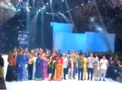 Resmi Ditutup, Indonesia Fashion Week 2024 Mencatat  Dalam Lima Hari Tembus 20.000 Transaksi dari Pengguna QRIS dan Kartu Debit BTN