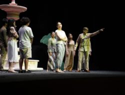 Siswa-siswi BINUS School Simprug Gelar Pertunjukan Teater Bertajuk “ENTRANCED”