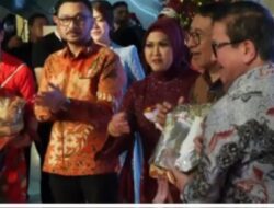 Menteri Kebudayaan Fadli Zon Membuka Festival Noken Tanah Papua 2024