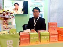 B Clinic Kenalkan Produk Minuman Fiber dan Collagen di Gelaran Fashion Garis Poetih