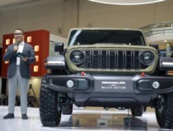Jeep Tampil Perdana di GIIAS 2025, Luncurkan Wrangler ‘41 Willys 4-Door Edition Edisi Terbatas