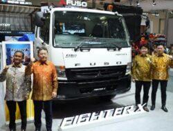 Mitsubishi Fuso Truck Resmi Membuka Booth di Pameran GIIAS 2025