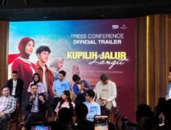 Zee Asadel & Emir Mahira Sah Sebagai Pasutri di Official Trailer Film “Kupilih Jalur Langit”: Saat Akad Sudah Diucap, Namun Hati Suami Masih Milik Wanita Lain