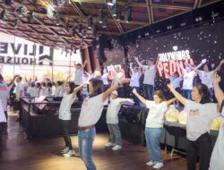 Holywings Peduli Gelar Senam AW di Livehouse Kelapa Gading
