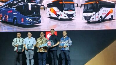 Bagong Transport Borong 61 Unit Bus Hino, Jadi Pembeli Pertama RM 280 ABS Retarder di Indonesia